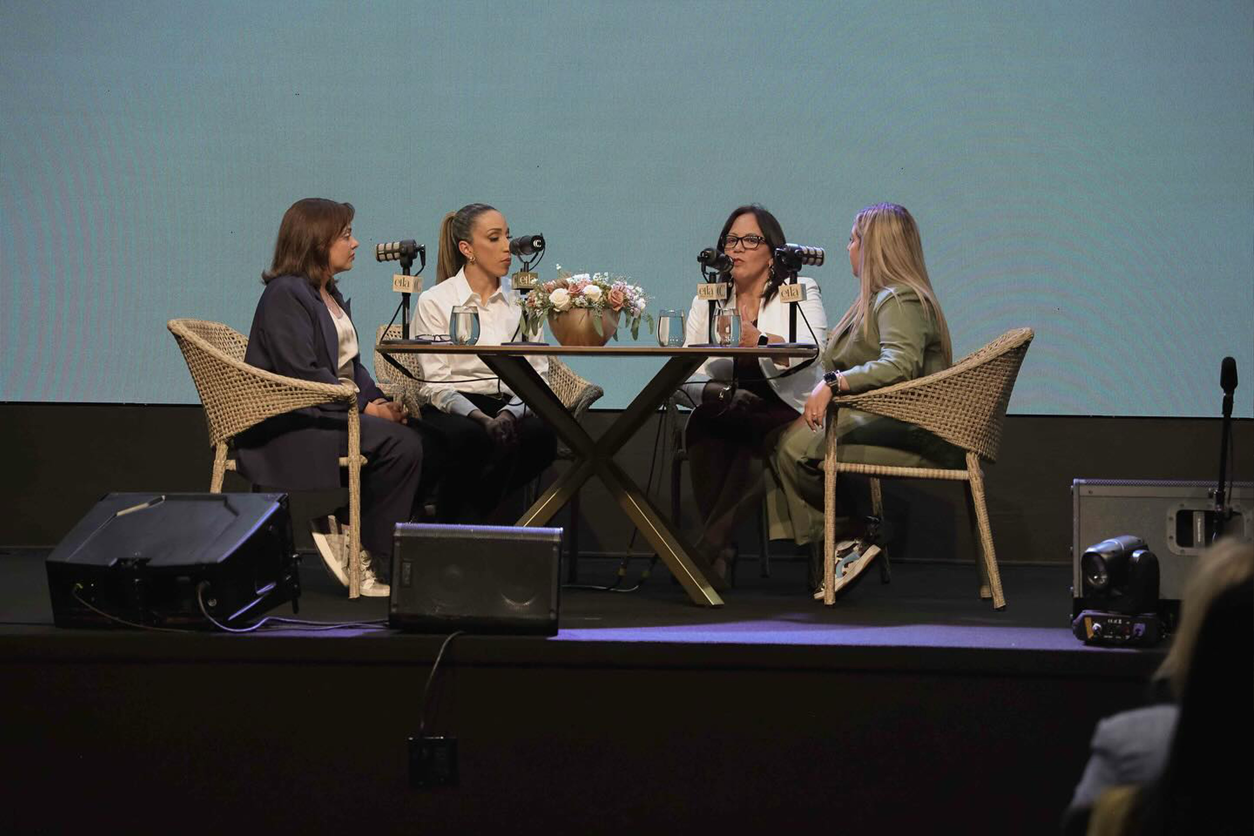 ella-trasciende-podcast-Jackie-Espinosa-Joaniry-Mariela-guadalupe